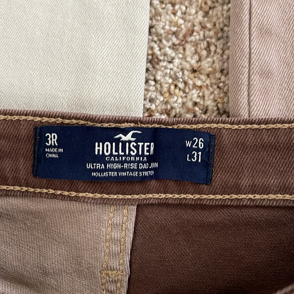 Hollister Ultra High Rise Dad Jean - Picture 2 of 5
